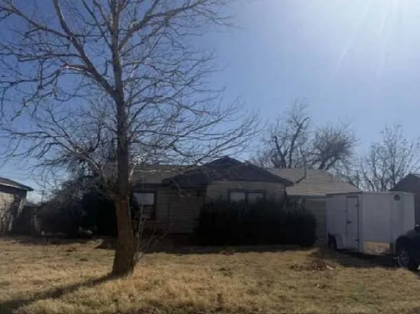 1208 E Cherry St, Altus, OK 73521
