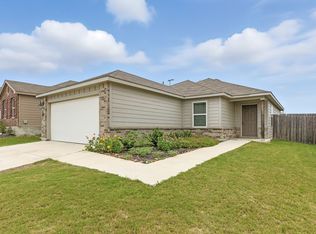 737 Peak Pl, Seguin, TX 78155