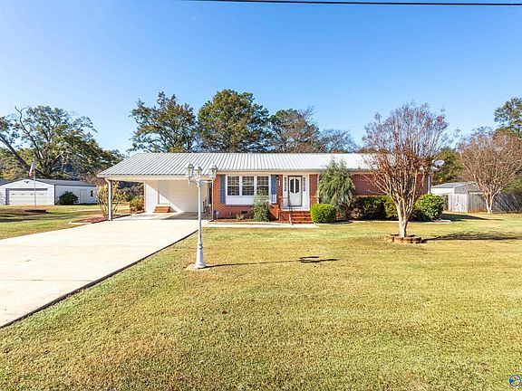 3rd image of 221 Moana Dr