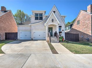 134 N Hawkstone Dr, Fayetteville, AR 72704