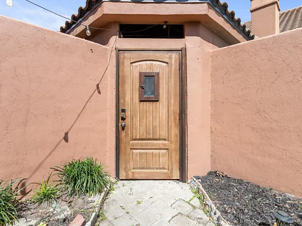 8013 Gladys Ave, Beaumont, TX 77706