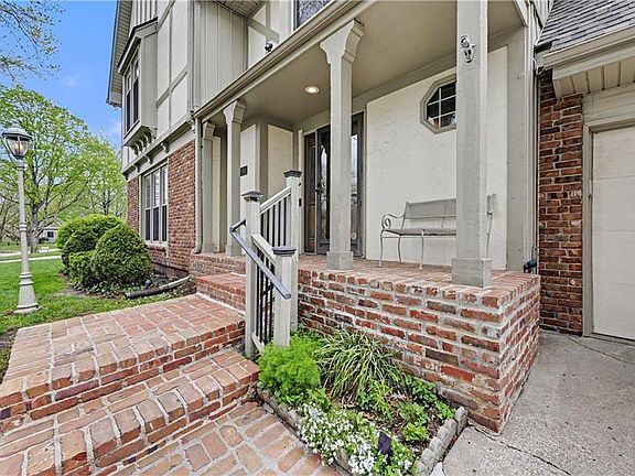 2nd image of 6609 N London Dr
