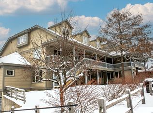 13 Day Break Dr #E301, Ludlow, VT 05149