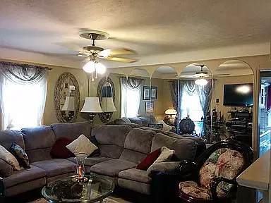 9315 Fernhill Ave — Photo 2