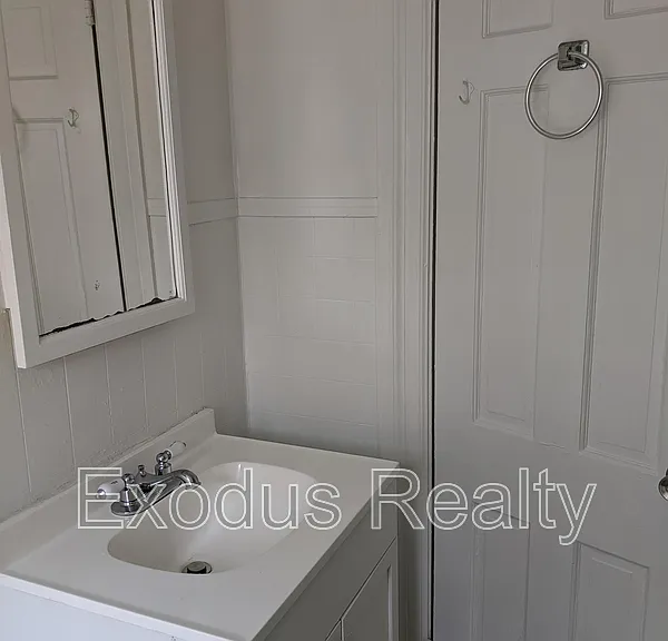 312 Bracken St #A — Photo 15