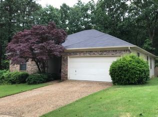 99 Woodlore Cir, Little Rock, AR 72211