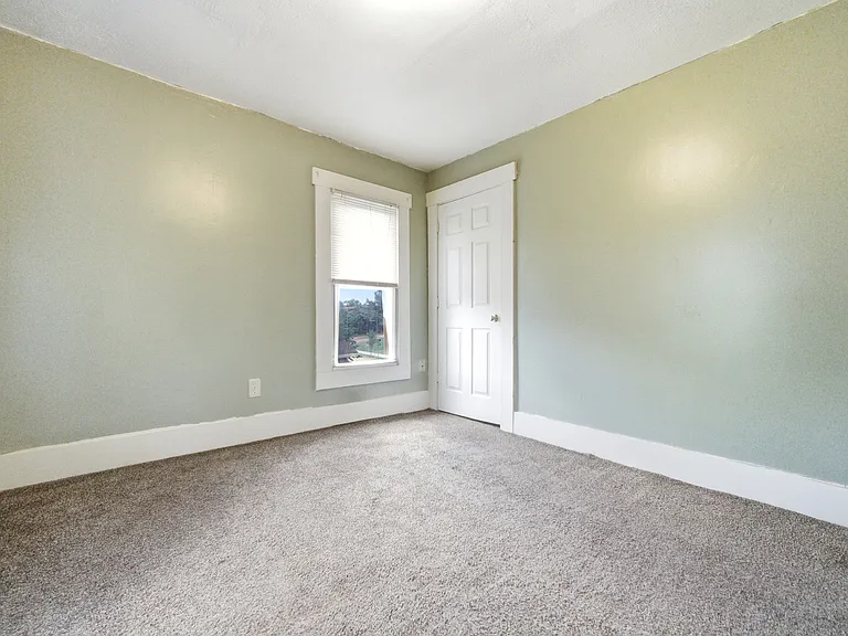 511 Edgewood Ave — Photo 21