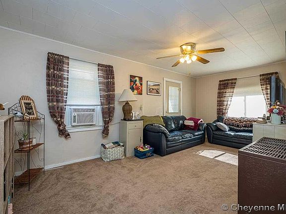 2nd image of 309 W 6th St