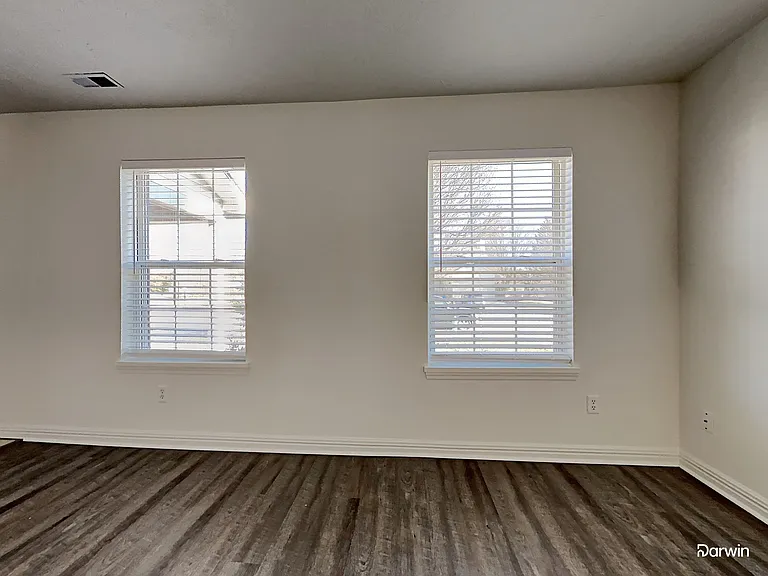 7840 Daylily Dr — Photo 6