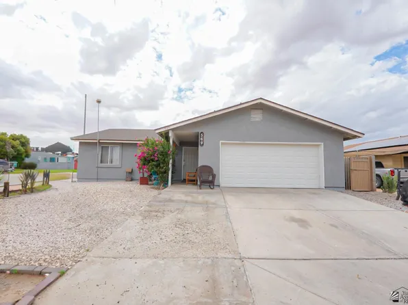 569 W Ramona St, Somerton, AZ 85350