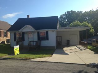 152 Meadows Ln, Jamestown, KY 42629
