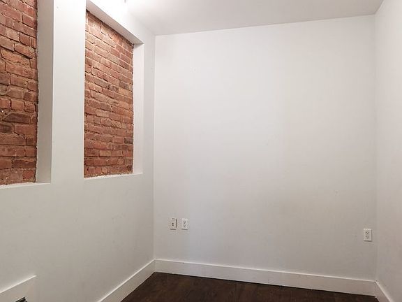 4th image of 287 Troutman St #2D