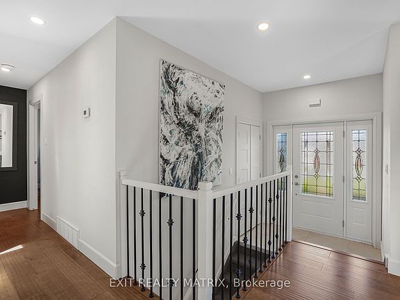 4th image of 768 Dewhurst Ave