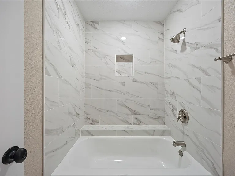 1041 Signal Ridge Pl — Photo 17