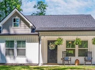 305 Bahan St, Taylors, SC 29687