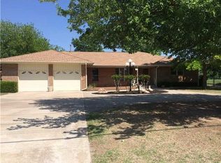 915 S Shepard Ave, El Reno, OK 73036