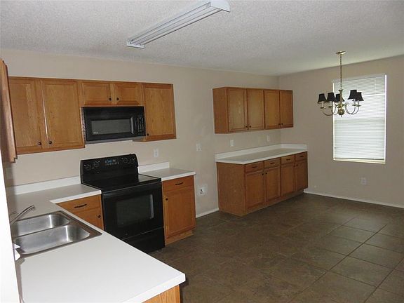 4th image of 5501 Still Canyon Dr