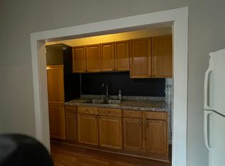 5 Maple St #2L, Norwich, CT 06360