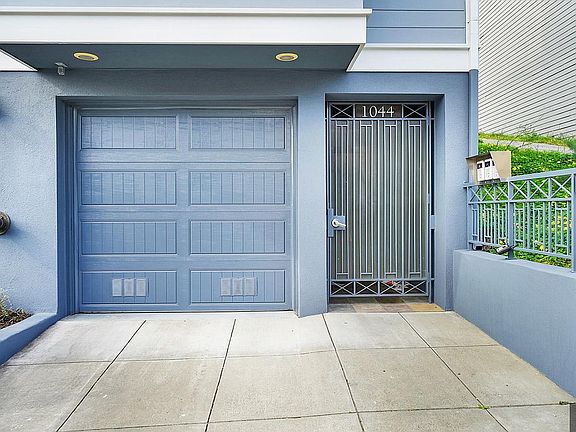 2nd image of 1044 Mississippi St #3