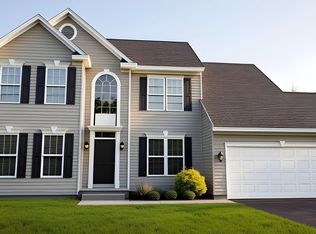 492 E Constitution Dr, Smyrna, DE