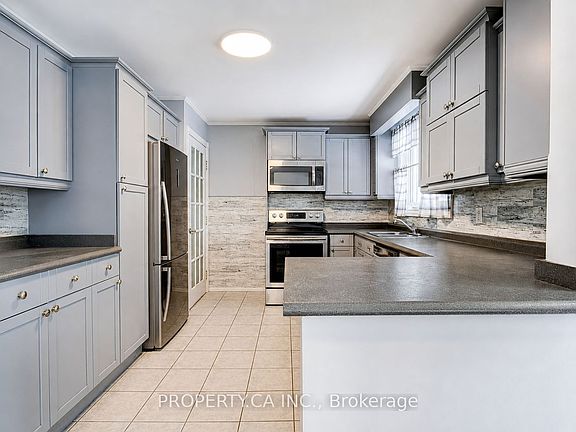 3rd image of 71 Highpark Ave