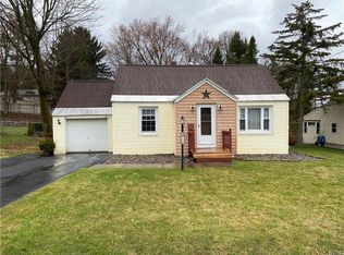 16 Beechwood Rd, New Hartford, NY 13413