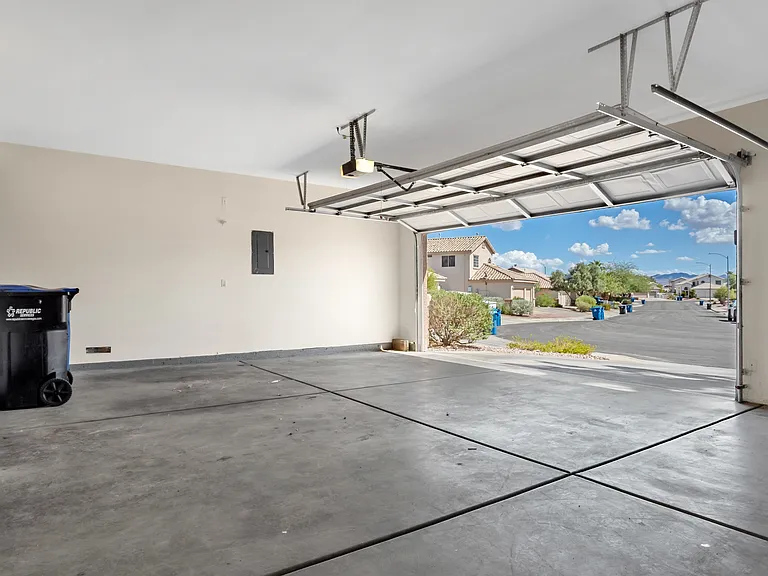 251 Ventana Village Ln — Photo 2