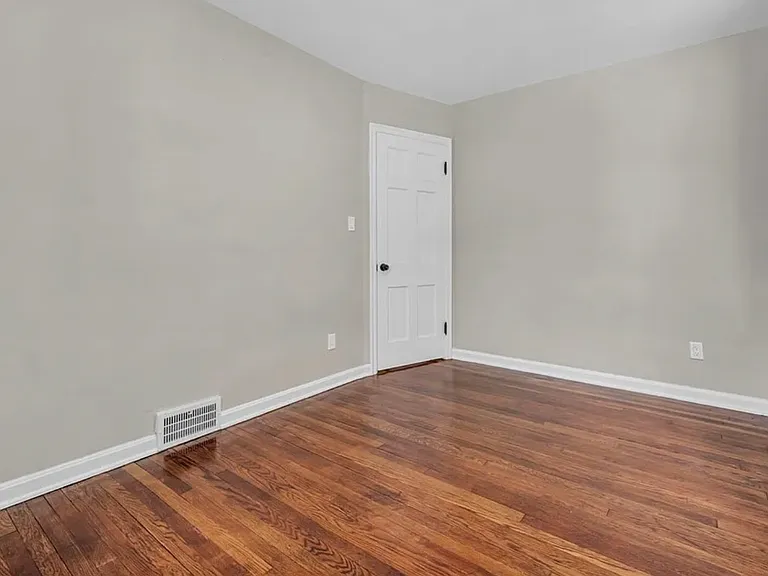 13614 Cedar Rd #1 — Photo 12