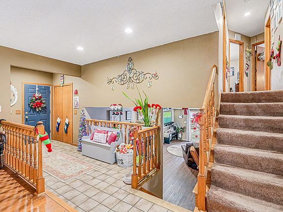 3rd image of 14809 Southpointe Curv