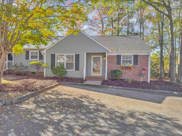 508 Wentworth St, Mauldin, SC 29662