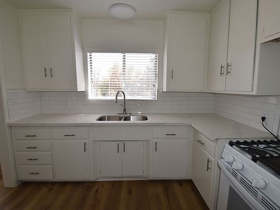 5th image of 6245 Cahuenga Blvd #5