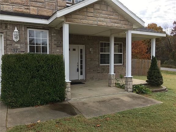 2nd image of 37 Queensferry Cir