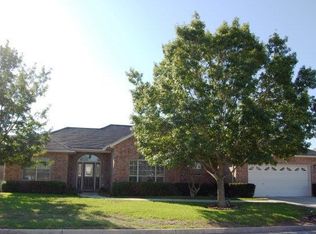 1065 Memorial Cir, New Braunfels, TX 78130