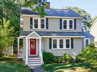 24 Thorndike St, Reading, MA 01867