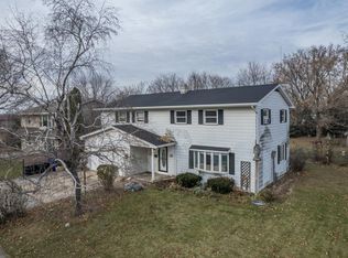 1900 W Pine St, Appleton, WI 54914