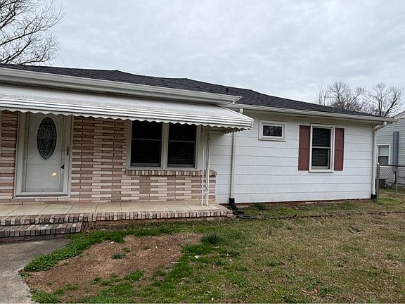 3rd image of 1204 19th Ave SE