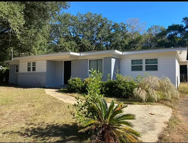 705 Raines Dr