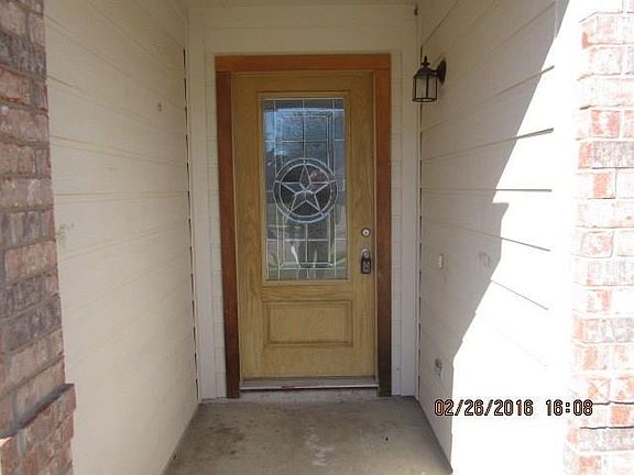 2nd image of 118 Sandlewood Dr