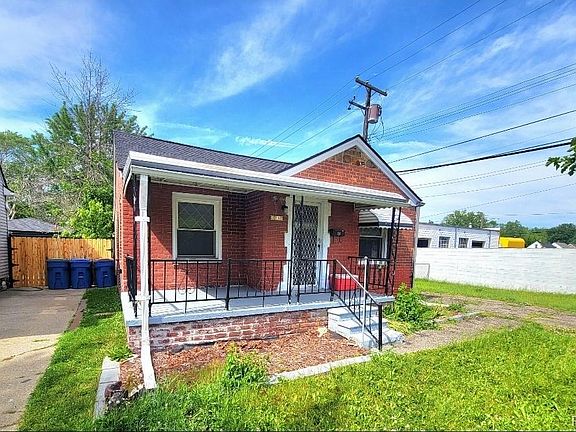 3rd image of 13505 Saint Andrews Ave