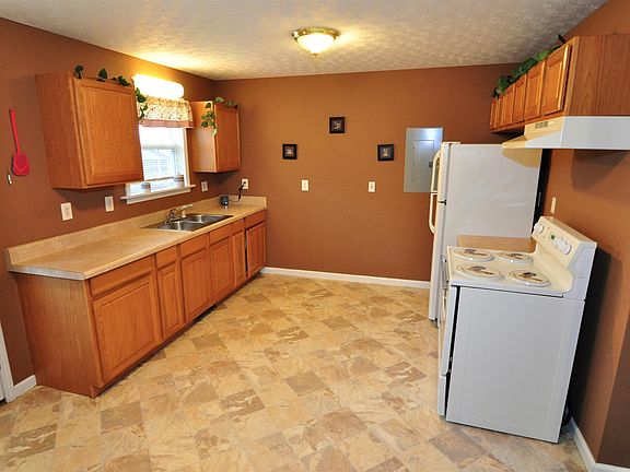 4th image of 116 N Hughes Ln