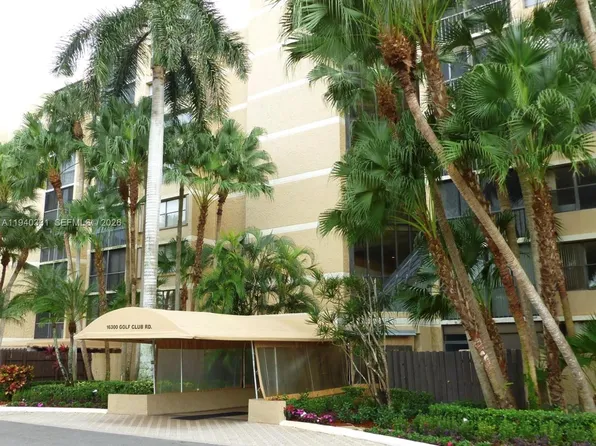16300 Golf Club Rd APT 203, Weston, FL 33326