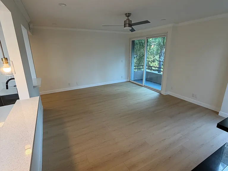 4741 Radford Ave #203 — Photo 16