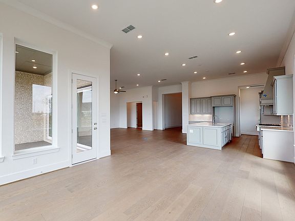 5th image of 1551 Riiver Point Dr