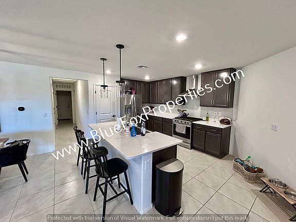 3rd image of 10537 W Harrigan Dr
