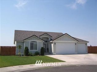 309 E Joshua Ct, Moses Lake, WA 98837