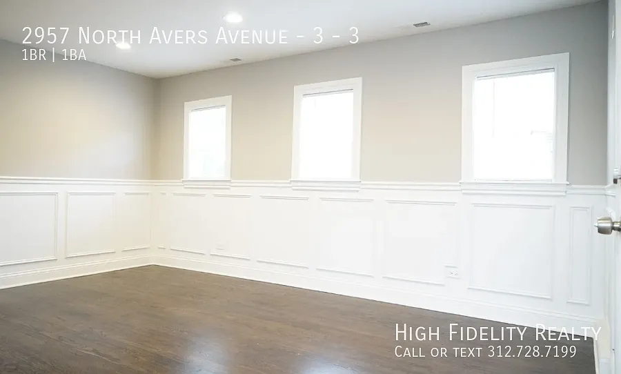 Building Photo - 2957 N Avers Ave #3