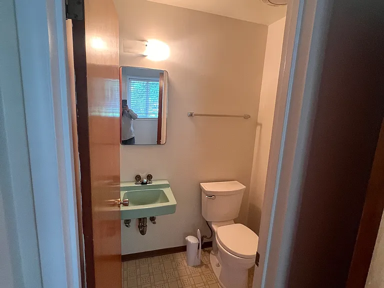 2585 Jasmine St — Photo 11