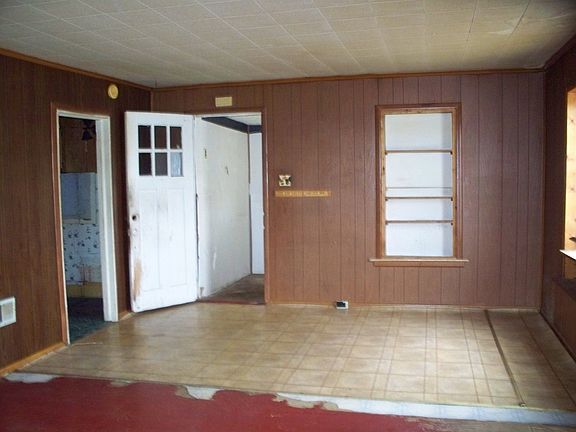 2nd Floor Dining Room