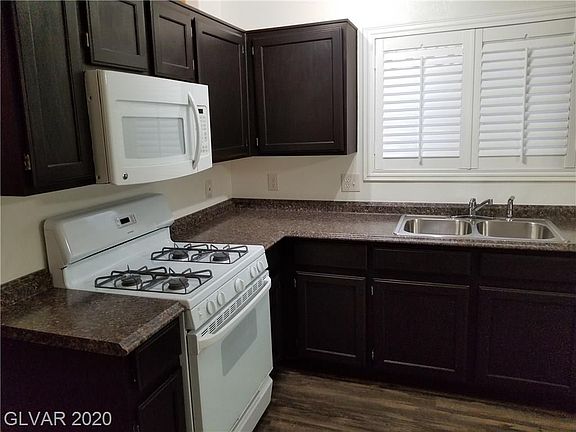 3rd image of 5438 Chela Dr