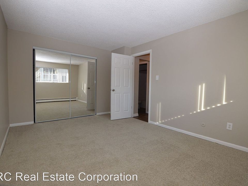 1st image of 502 W Prentice Ave #11169910